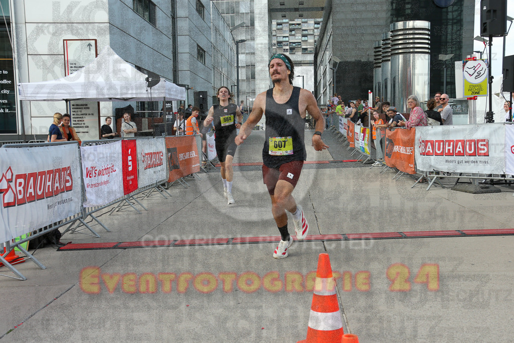 250920_1508_EX1_8405 | Sportfotografie im Rhein-Sieg Kreis, Köln, Bonn, NRW, Rheinland Pfalz, Hessen, etc. Unser Tätigkeitsfeld umfasst den Laufsport vom Volkslauf über den Marathon, Duathlon, Triathon bis zum Ultralauf wie Kölnpfad Ultra oder Schindertrail.