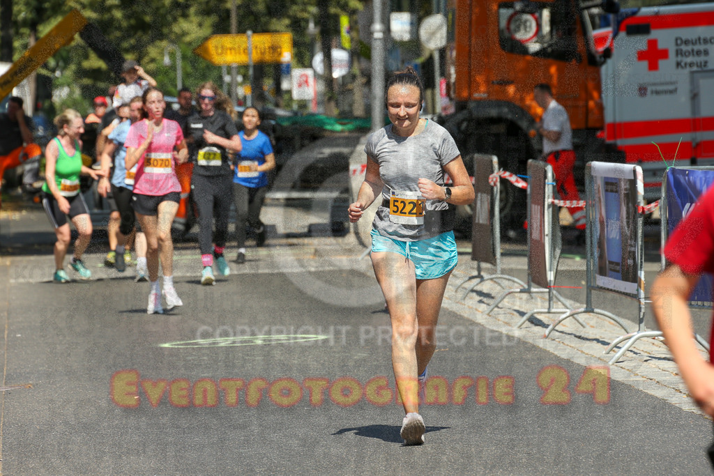 250621_1054_EX1_3086 | Sportfotografie im Rhein-Sieg Kreis, Köln, Bonn, NRW, Rheinland Pfalz, Hessen, etc. Unser Tätigkeitsfeld umfasst den Laufsport vom Volkslauf über den Marathon, Duathlon, Triathon bis zum Ultralauf wie Kölnpfad Ultra oder Schindertrail.