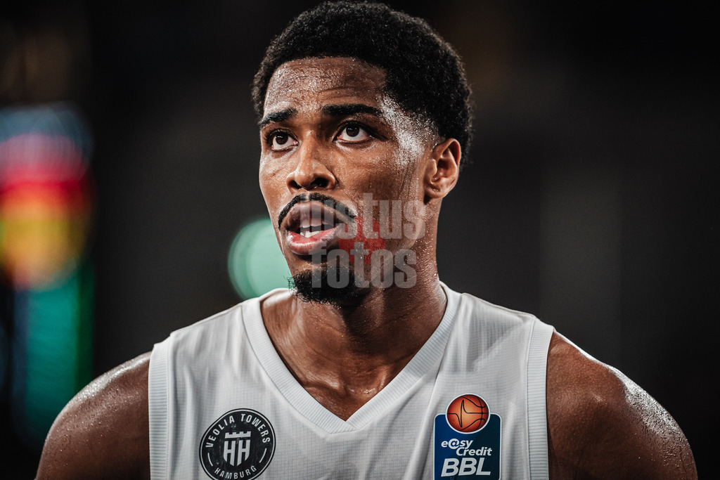 Basketball | Männer | Saison 2023/2024 | easyCredit Basketball Bundesliga | 32. Spieltag | Veolia Towers Hamburg vs. NINERS Chemnitz | 04.05.2024 | William Christmas (#11, Veolia Towers Hamburg)