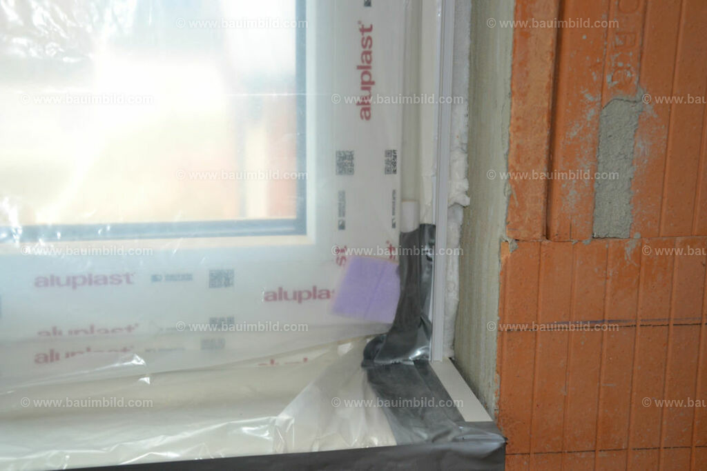 bib-lg18-putzarbeiten-0010 | Nach LV-Leistungsgruppen sortierte Detailfotos über den Bau eines Hauses. Alle Hausbau-Bilder direkt vom Urheber und Autor der Website Haus-Selber-Bauen.com