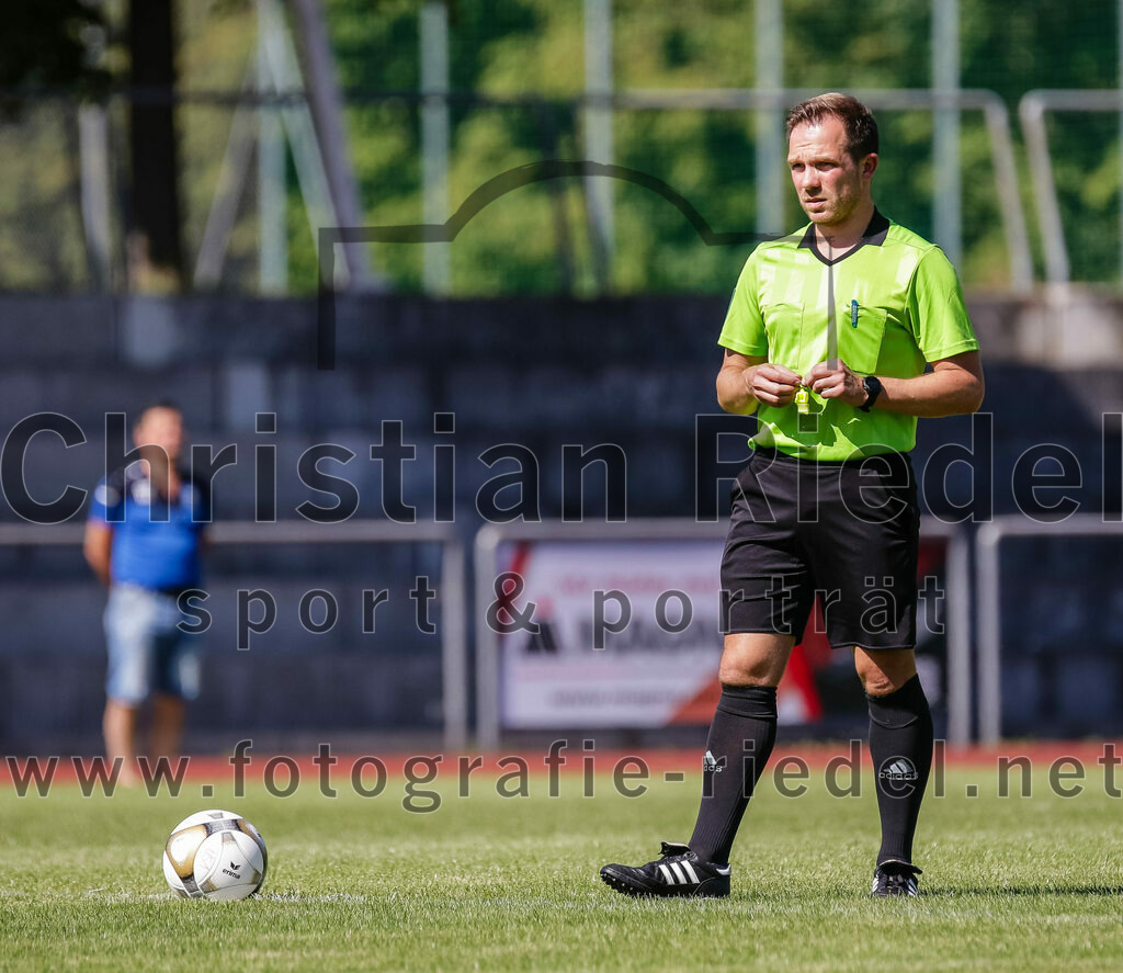 2023-09-16_020_SG_Markt_Schwaben_gegen_ASV_Glonn | Markt Schwaben, Deutschland, 16.09.2023:
Fußball, Kreisklasse 2023 / 2024, 5. Spieltag, (SG) Markt Schwaben gegen ASV Glonn, Endergebnis: 3:0

Schiedsrichter Ronny Schmidt

Foto: Christian Riedel / fotografie-riedel.net
