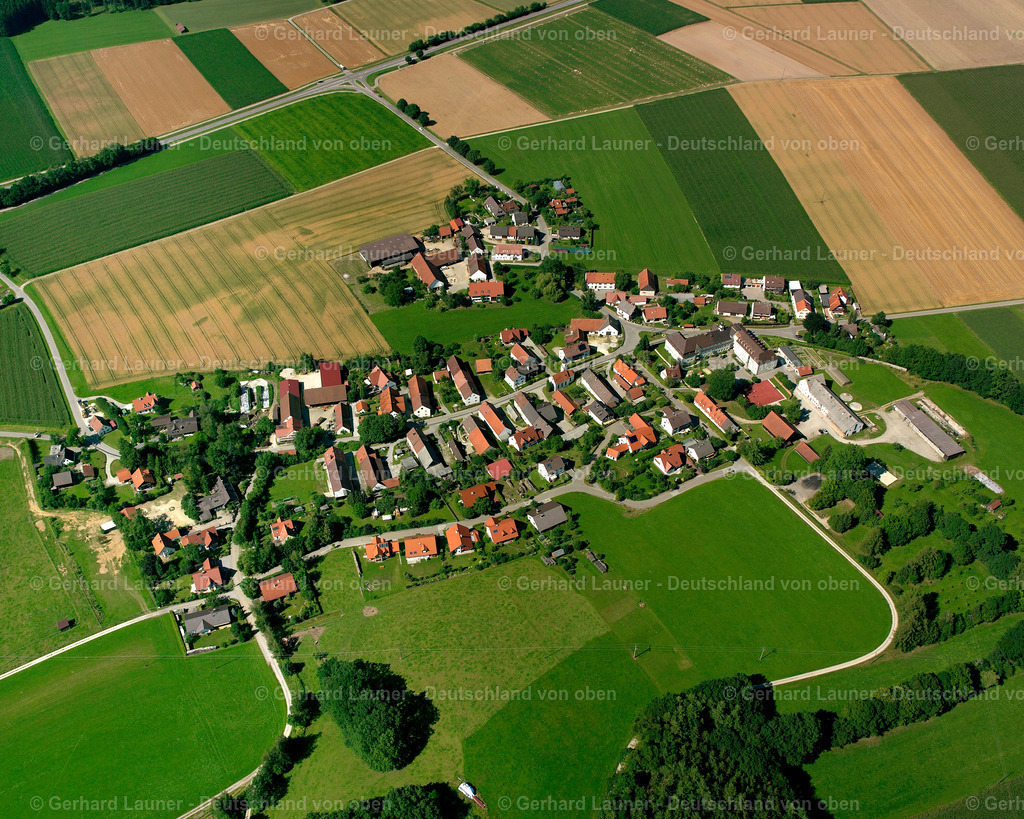 2403793 | Reitenbuch