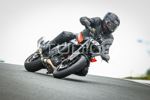 0990-260606BB-040_990 | Deine Full-Service-Agentur für ✔️Videoproduktionen und ✔️Motorsportfotografie Jetzt Angebot anfragen!