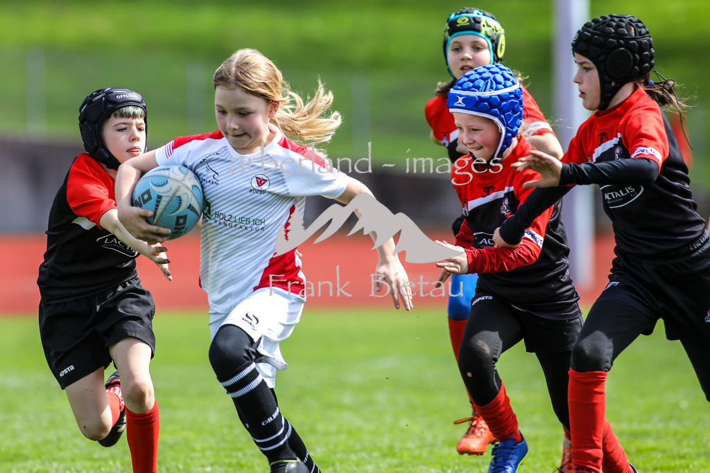 OE7A4970 | in verschiedenen Altersklassen tritt der TV Zwiesel gegen Manschaften aus Nyrsko im Kids Match an.