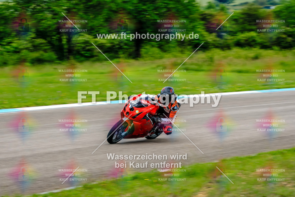 MotoTeam-3413 | Hier findet Ihr Bilder von Touristenfahrten auf der Nürburgring Nordschleife oder von anderen Veranstaltungen die ich besucht habe. Viel Spass beim Durch Schauen 