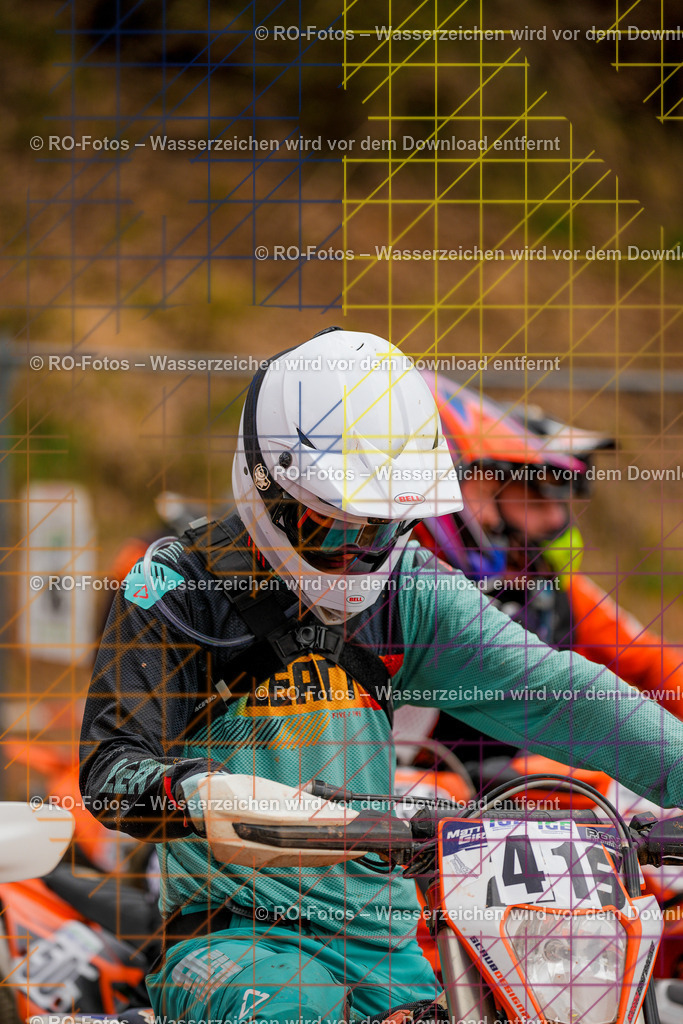 5 Lauf Mernes-75 | Sportfotografie von RO-Fotos: Motorsport, Motocross, Enduro, Laufveranstaltungen und Triathlon. Professionelle Fotos von Sportlern und Events. - Realisiert mit Pictrs.com