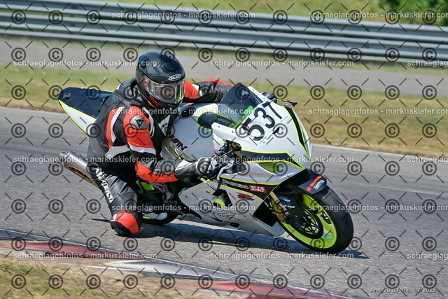 25bt04-0466 | markuskiefer.com - Realisiert mit Pictrs.com