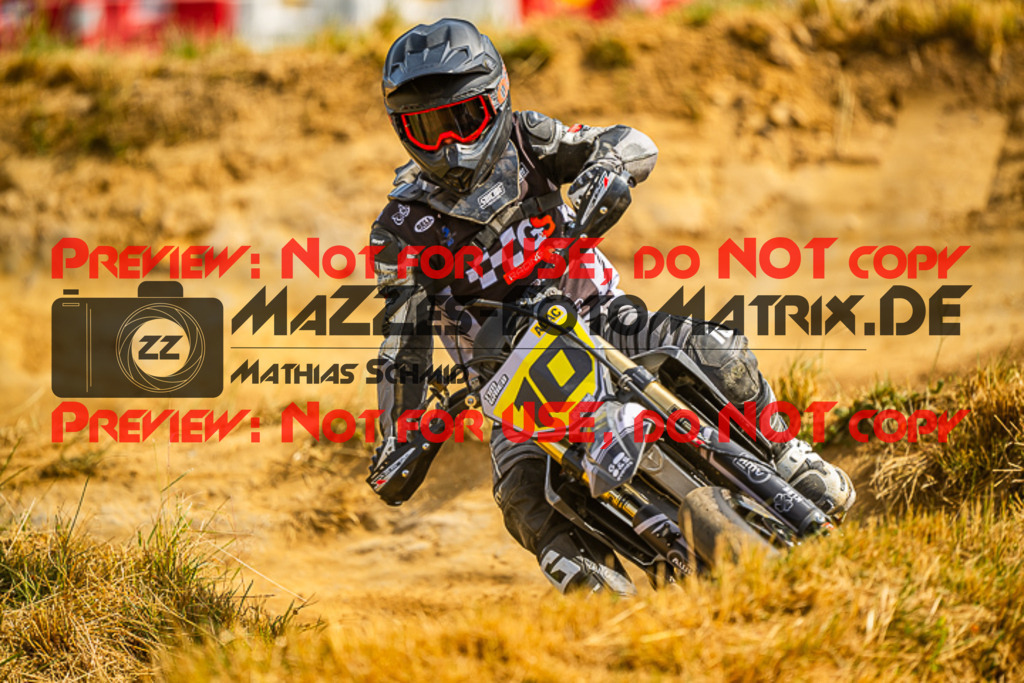 MaZZes_FotoMatrix_230701_7924 | S1