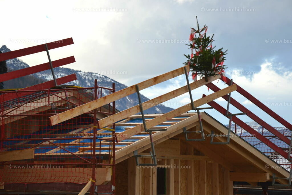 bib-lg09-holzbau-0205 | Nach LV-Leistungsgruppen sortierte Detailfotos über den Bau eines Hauses. Alle Hausbau-Bilder direkt vom Urheber und Autor der Website Haus-Selber-Bauen.com