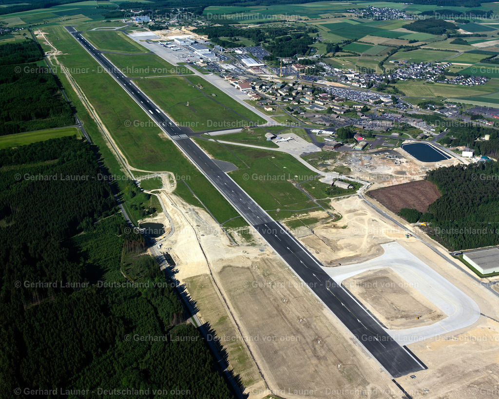 2624543 | Flughafen Frankfurt-Hahn