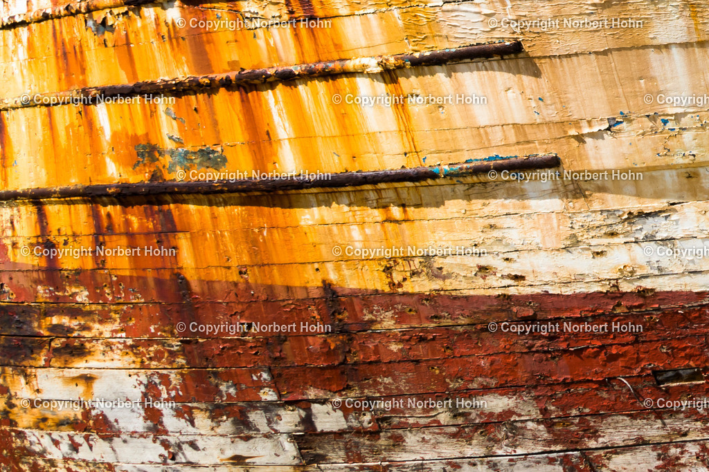 Frankreich - Atlantikkueste | Schiffsfriedhof im Hafen von Camaret-Sur-Mer - Realisiert mit Pictrs.com