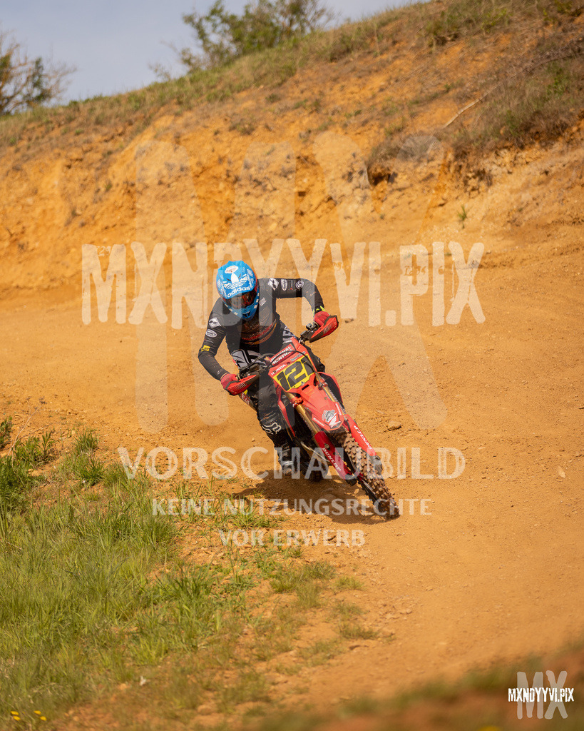 866A4005 | mxndyyvipix