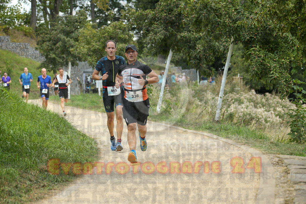 250824_1343_EX1_3430 | Sportfotografie im Rhein-Sieg Kreis, Köln, Bonn, NRW, Rheinland Pfalz, Hessen, etc. Unser Tätigkeitsfeld umfasst den Laufsport vom Volkslauf über den Marathon, Duathlon, Triathon bis zum Ultralauf wie Kölnpfad Ultra oder Schindertrail.