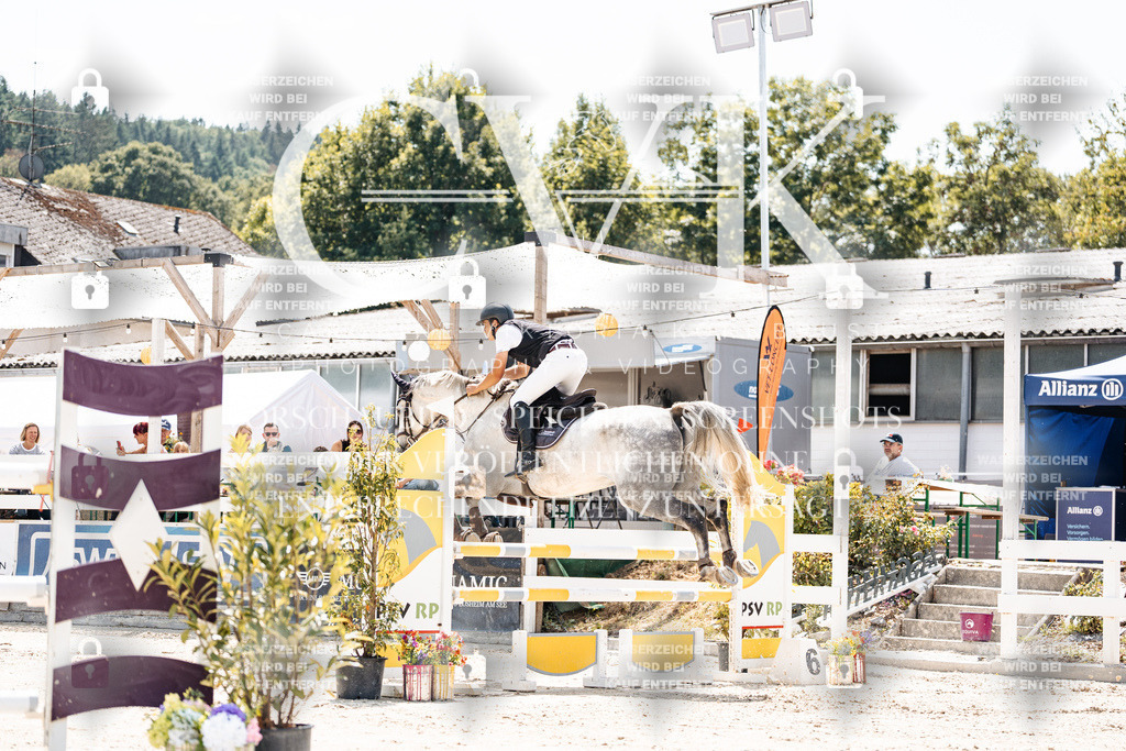 CK907631 | Turnierfotografie Pferdefotografie Trier Rheinland-Pfalz Pferdesport Reitsport Tierfotografie Sportfotografie Pferdevideo Pferdevideografie Equestrianvideography equestrianphotography  - Realisiert mit Pictrs.com