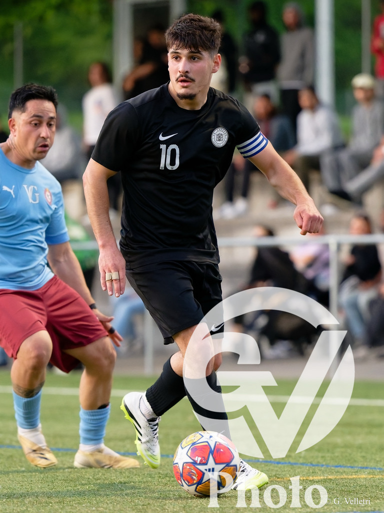 US Carouge II  v Viseu United  - 4eme ligue Groupe 3 | Geneva, Switzerland - May 20 : during the 4eme ligue Groupe 3  match between US Carouge II  and Viseu United  at Stade de la Fontenette  on May 20 , 2026 in Geneva, Switzerland.