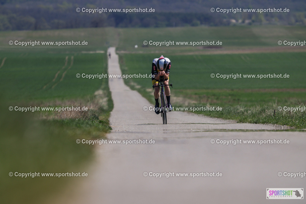 368A2757 | Neusiedlersee Radmarathon 2026@sportshot_your_pictrs #yourpictures#roadtowm2029 #nrm #neusiedlerseeradmarathon #neusiedlersee #neusiedlerseetourismus #burgenland #mörbisch #nrm26 #burgenlandtourismus #voglundco #poweredbyburgenlandtourismus #radsport #rad #marathon #ucigranfondo #visitburgenland #ucigranfondoworldseries