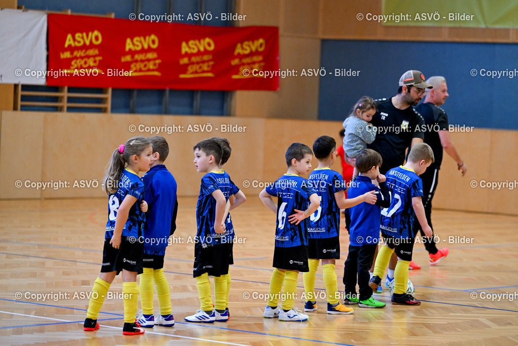 ASVÖ_ Fussballturnier SV Gallneukirchen_ 08.02.2025-5 | 08.02.2025, Gallneukirchen, AUT, ASVÖ, Fussball Nachwuchs Hallenturnier 2025, SV Gallneukirchen im Bild Teilnehmer U 7©Harald Dostal / fodo.media - Realisiert mit Pictrs.com