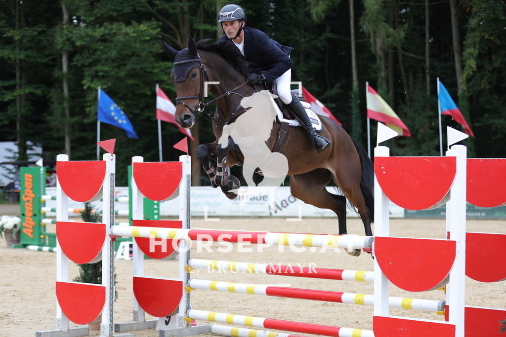 0P6A6486 | Willkommen bei Brunnmayr - Design & Fotografie – Ihrem Spezialisten für Reitturniere und Pferdeveranstaltungen in Oberösterreich, Salzburg und Bayern! Seit über 17 Jahren sind wir leidenschaftlich dabei.