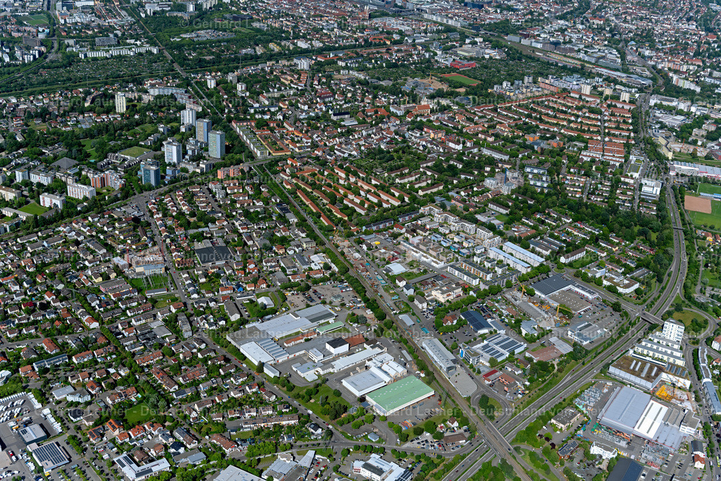 4033831 | HASLACH 30.06.2020 Stadtzentrum im Innenstadtbereich  in Haslach im Bundesland Baden-Württemberg, Deutschland // The city center in the downtown area  in Haslach in the state Baden-Wuerttemberg, Germany Foto: Gerhard Launer