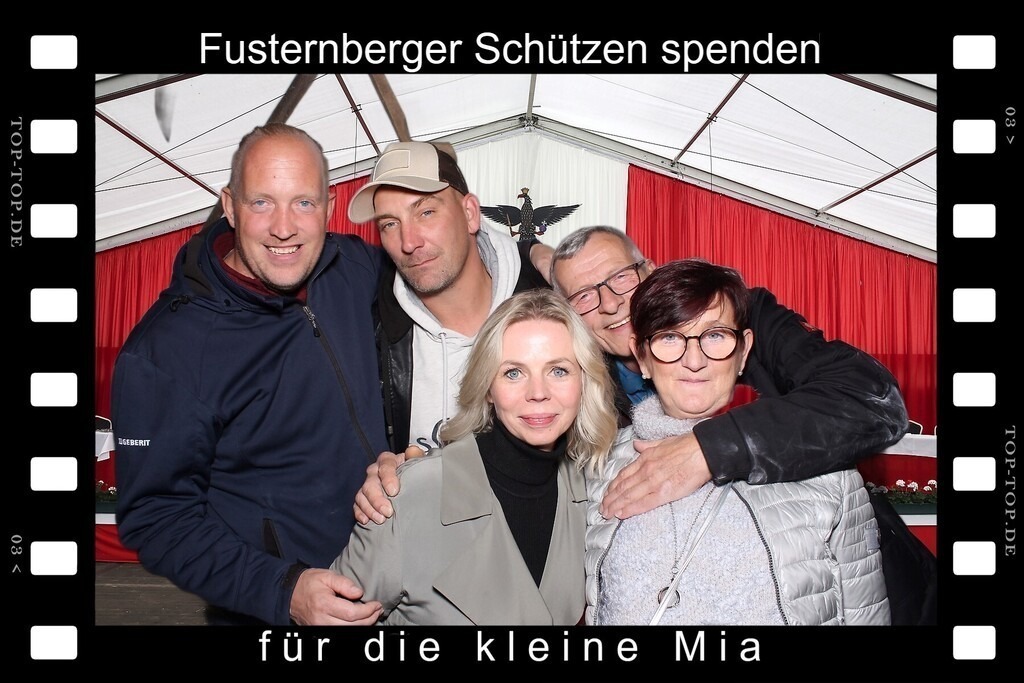 top-top.de 240928-090 | Foto, Video, Fotografie, Videografie, Fotobox, DJ, Discjockey, Musik, Musikbox, Veranstaltung, Photobooth, Amazon, Ebay, Buchtipp, Bestseller, Autor, Verlag, Buch, Wesel, Hamminkeln, NRW, Dinslaken, Rees, Drohne, Hochzeit, Party, Fotobox, Wesel, Fotograf