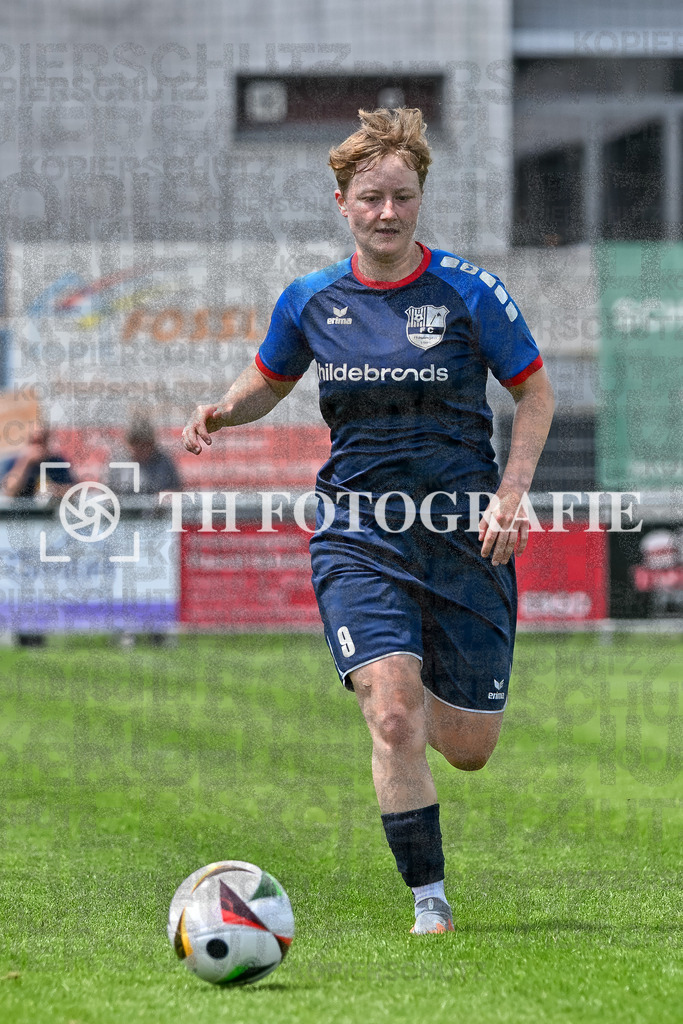 GER, FC Hauingen - SV Waldhaus, Frauen-Fussball, Rothaus Bezirkpokal, Finale, Saison 2024/2025, 29.05.2025 | Luise Hildebrand (FC Hauingen, #09)GER, FC Hauingen - SV Waldhaus, Frauen-Fussball, Rothaus Bezirkpokal, Finale, Saison 2024/2025, 29.05.2025Foto: TH Fotografie/Thomas Hess
