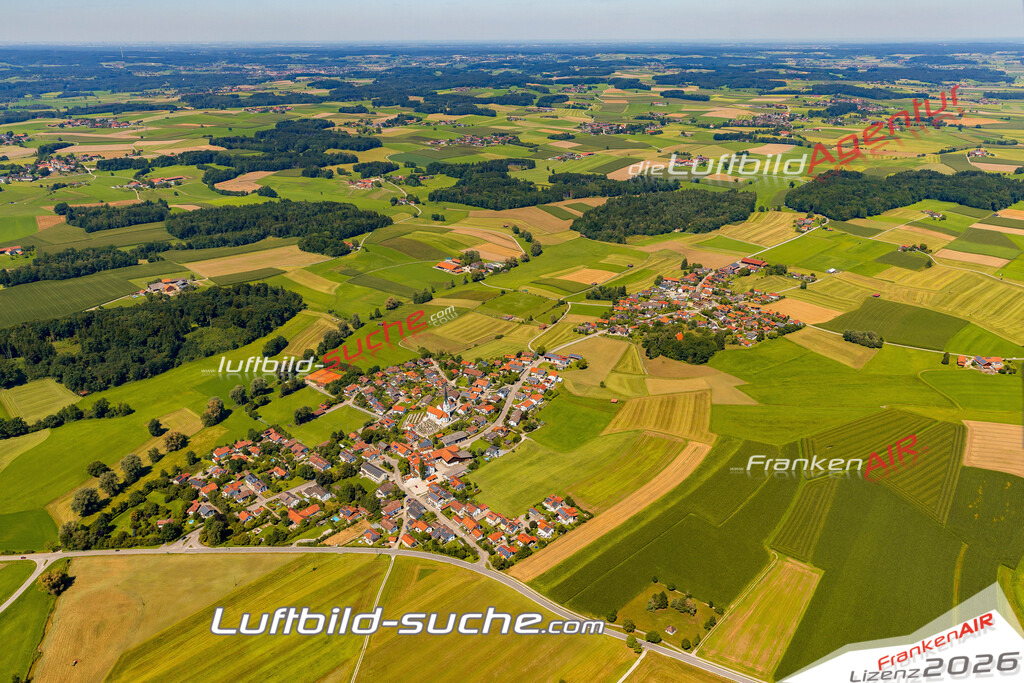 Schöne Luftaufnahme als Geschenk in Haus Emmering - Die Luftbildaufnahme wurde 2025 vom UL-Flugzeug heraus erstellt ( keine Drohne ) - Hochauflösende Luftaufnahme -Nicht vergleichbar mit Google Maps oder Satelittenbilder- Die Geschenkidee !Mit Lizenz und Bildrechte bestellbar