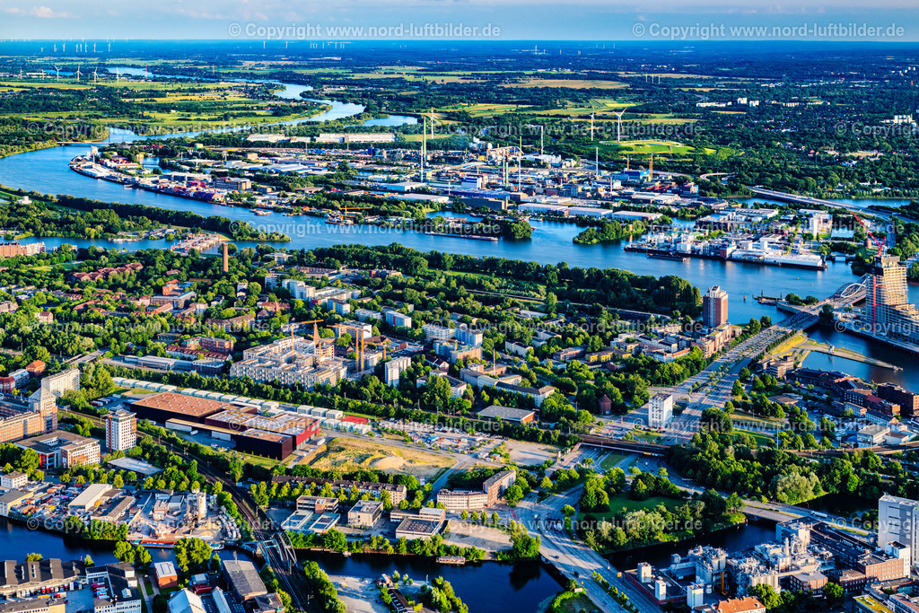 Hamburg_Rothenburgsort_Elbbrücken_Hafencity_ELS_9450160625 | HAMBURG 16.06.2025 Innenstadtbereich im Stadtgebiet am Flussverlauf der Norderelbe im Ortsteil Rothenburgsort in Hamburg, Deutschland. // Cityscape of the district on the river course Norderelbe in the district Rothenburgsort in Hamburg, Germany. Foto: Martin Elsen