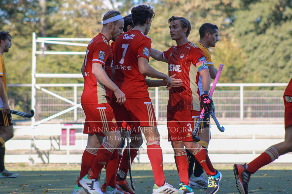 Rot - Weiß Köln - Havesterhuder THC 09.10.22-78 | lanaschraderfotografie - Realisiert mit Pictrs.com