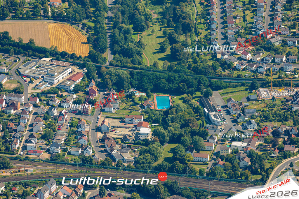 Luftbild Vs Google Maps  Freibad  Bebra -Das Luftbild wurde 2025 vom UL-Flugzeug heraus erstellt ( keine Drohnenluftbilder ) - Hochauflösende Luftaufnahme -Nicht vergleichbar mit Google Maps oder Satelittenbilder- Die Geschenkidee !Mit Lizenz und Bildrechte bestellbar