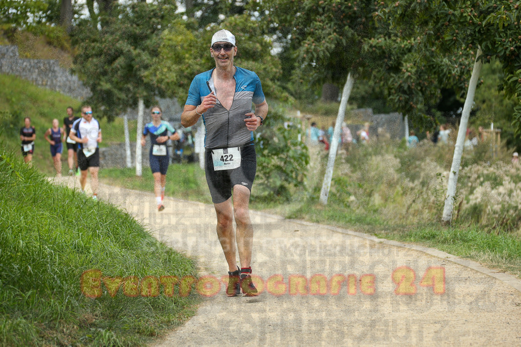 250824_1347_EX1_3661 | Sportfotografie im Rhein-Sieg Kreis, Köln, Bonn, NRW, Rheinland Pfalz, Hessen, etc. Unser Tätigkeitsfeld umfasst den Laufsport vom Volkslauf über den Marathon, Duathlon, Triathon bis zum Ultralauf wie Kölnpfad Ultra oder Schindertrail.
