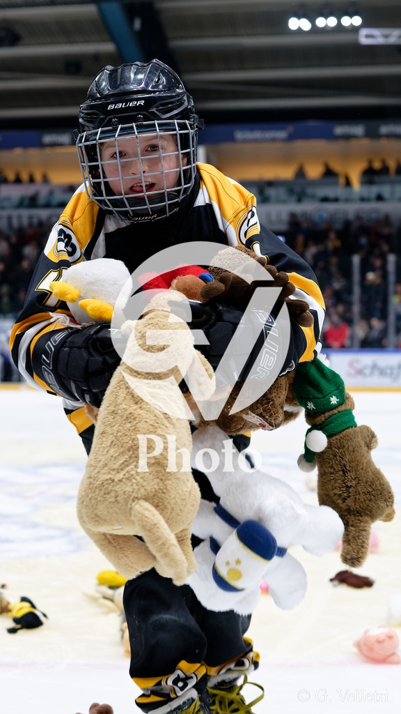 National League - Geneve-Servette HC v EV Zug |  during the National League match between Geneve-Servette HC and EV Zug at Les Vernets in Geneva, Switzerland