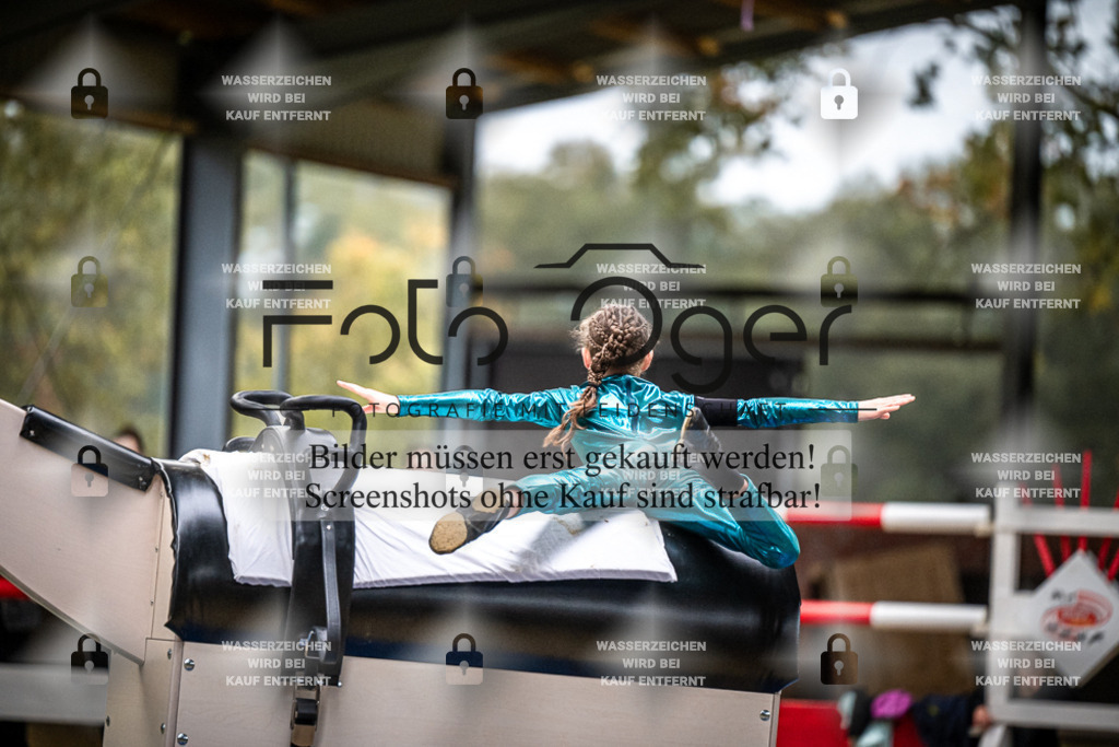 DOS_0403 | Entdecke hochwertige Reitturnierfotos von Foto Oger. Professionell, emotional und authentisch – jetzt Lieblingsmomente im Shop bestellen.Deutschlandweite Turnierfotografie. - Realisiert mit Pictrs.com