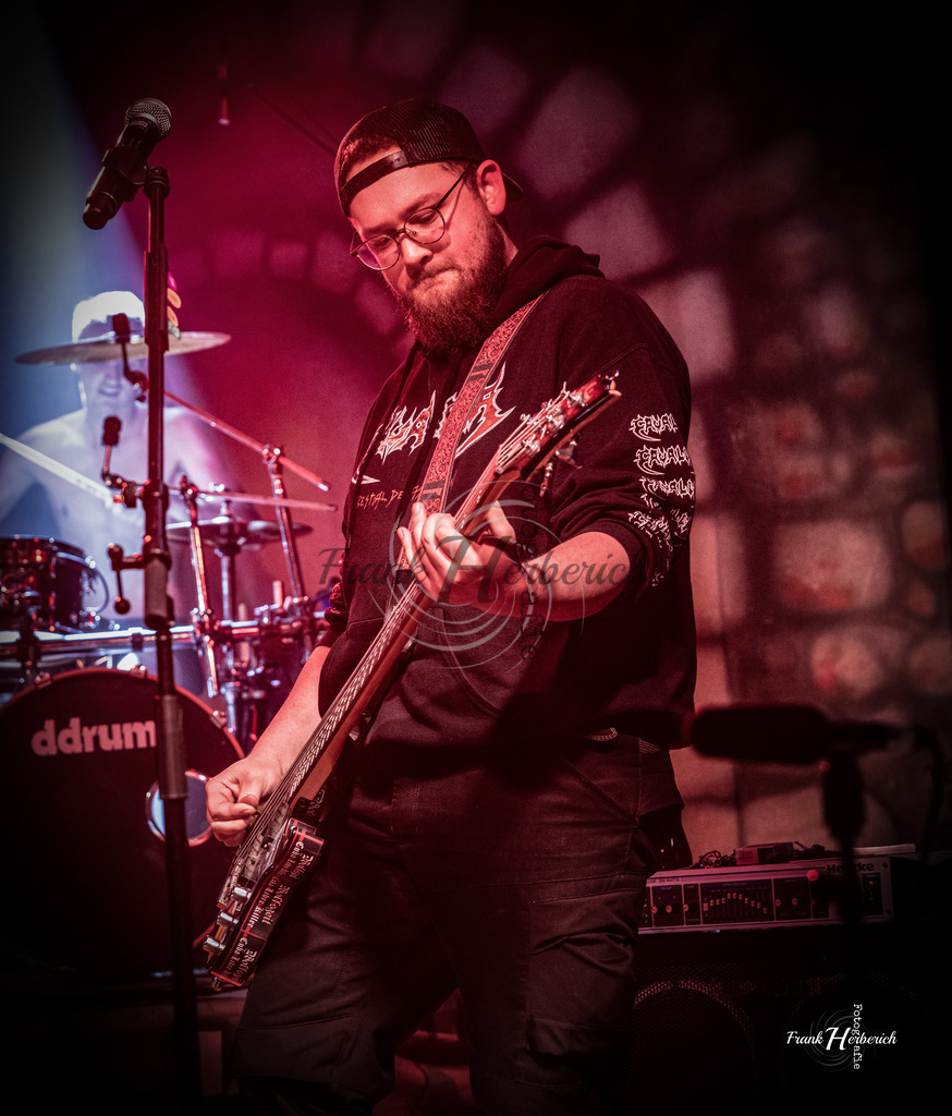 Still Riot | Frank Herberich Fotografie, Frank Herberich, Fotografie, Hochzeit, Portrait, St. Peter Ording, Ording, Westerhever, Nordsee, Frank Fotografie, Hardheim,  Odenwald,Walldürn, Band,Eventfotografie - Realisiert mit Pictrs.com