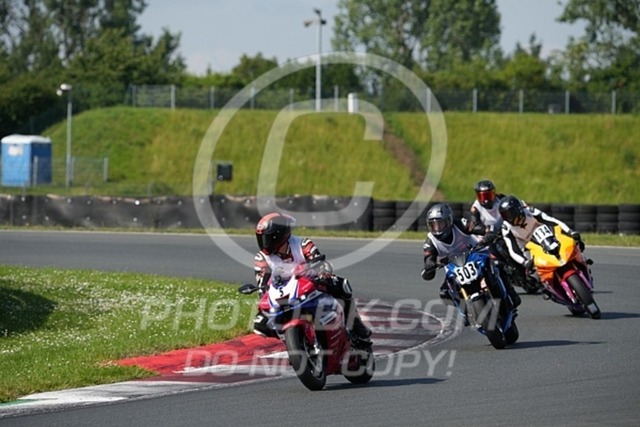 2024_06_21_PBK_13112 | Sportfotografie; SlowMotion; Video; Rennstrecke; Hafeneger; Speer; Racing; RSE; BMW; CBO; Trackday; Motorsportarena; Hockenheimring; Brno; Most; Barcelona; Valencia