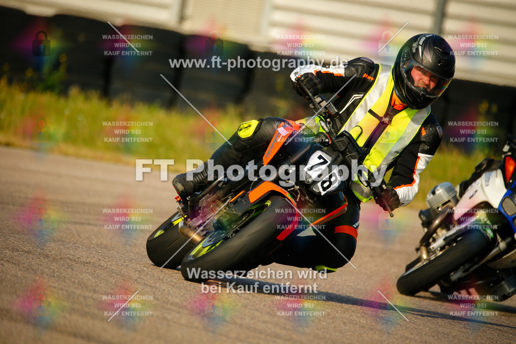 _MOT5422 | Hier findet Ihr Bilder von Touristenfahrten auf der Nürburgring Nordschleife oder von anderen Veranstaltungen die ich besucht habe. Viel Spass beim Durch Schauen 