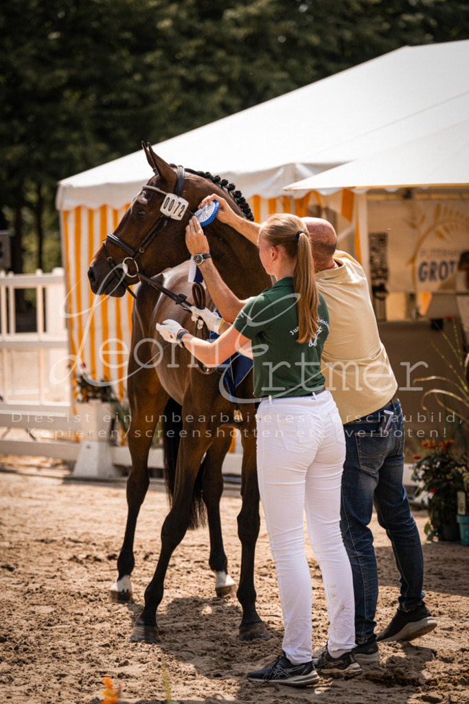 1.Fr00145 | Leoni Ertmer Photography - Realisiert mit Pictrs.com