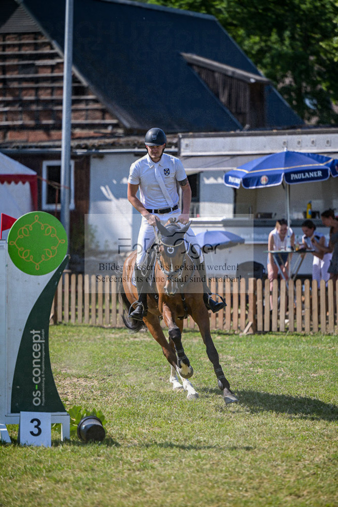 Reitturnier Voxtrup | Entdecke hochwertige Reitturnierfotos von Foto Oger. Professionell, emotional und authentisch – jetzt Lieblingsmomente im Shop bestellen.Deutschlandweite Turnierfotografie. - Realisiert mit Pictrs.com