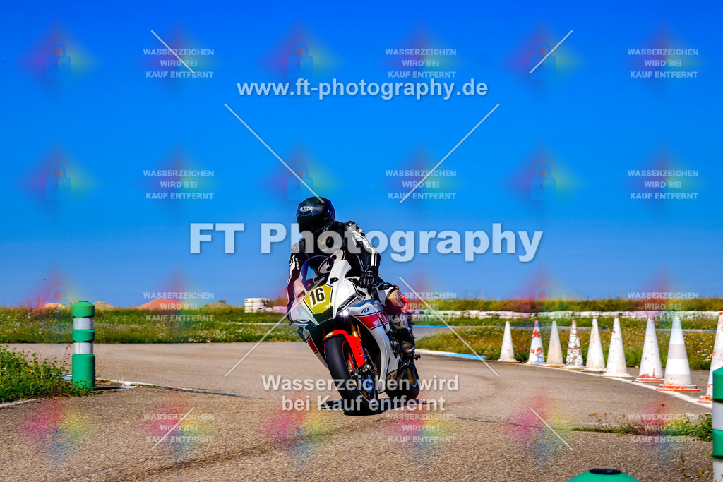 016-2821 | Hier findet Ihr Bilder von Touristenfahrten auf der Nürburgring Nordschleife oder von anderen Veranstaltungen die ich besucht habe. Viel Spass beim Durch Schauen 