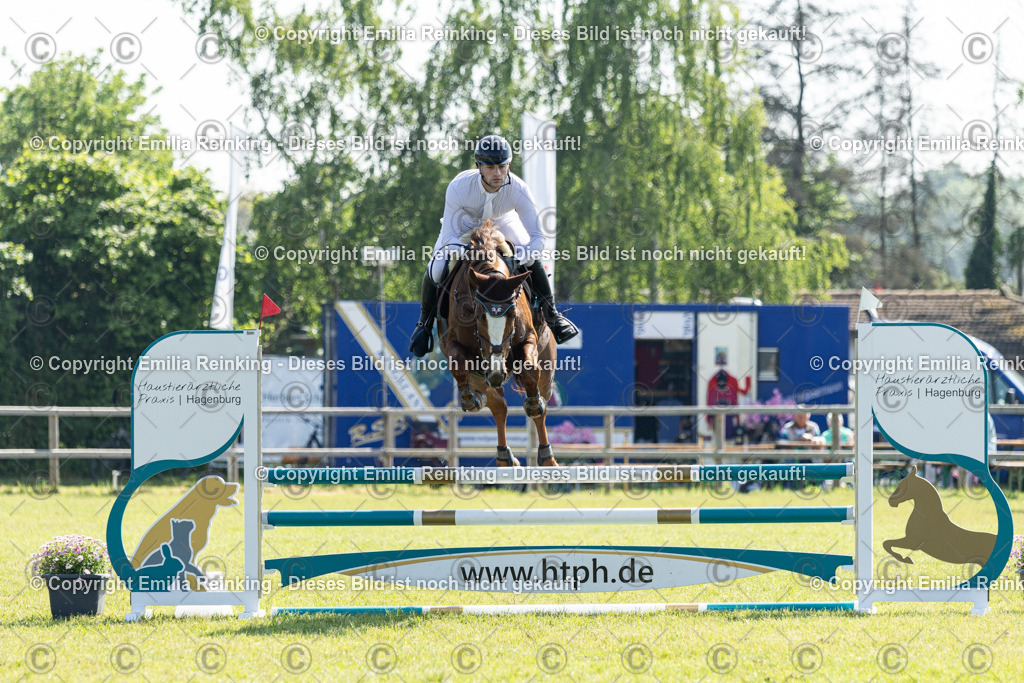 CL5A8220 | Emilia Reinking Fotografie - Realisiert mit Pictrs.com