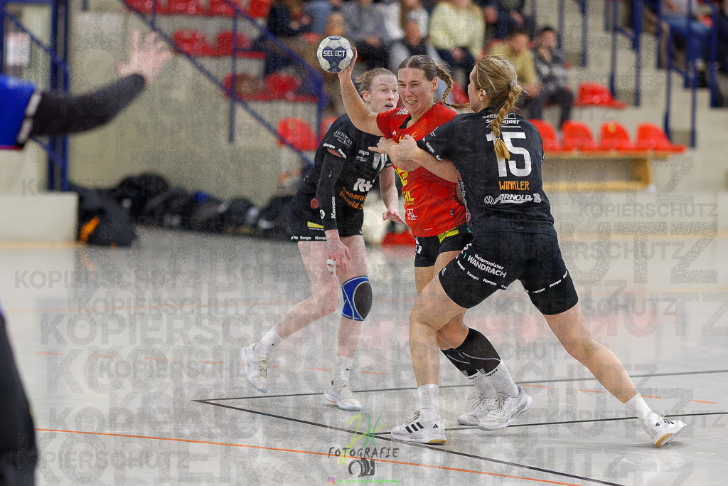 Frauen Regionalliga (HHV); HSG Wettenberg - HSG Twistetal | Frauen Regionalliga (HHV); HSG Wettenberg - HSG Twistetal am 08.11.2025 in Launsbach (Wettenberg) (Halle GS Launsbach (Wettenberg))Photo © 2025 - Jörg Heinrich - Realisiert mit Pictrs.com