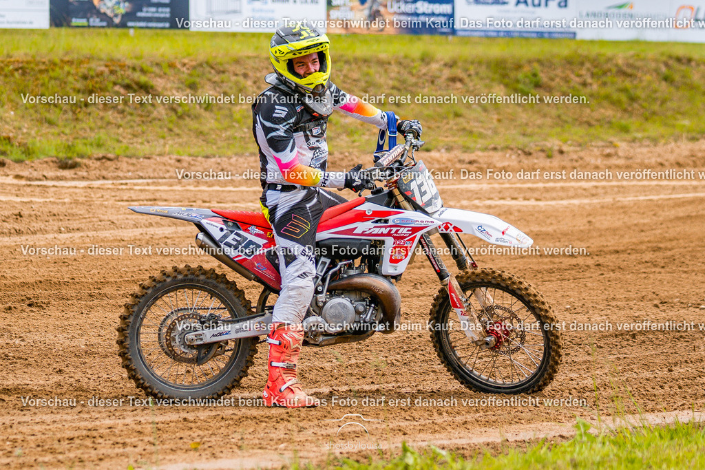 20260607_MSCParmen-0545 | Sportfotografin aus Berlin-Brandenburg mit Fokus auf Motocross. Ich halte deine sportliche Leistung und echte Emotionen auf und neben der Strecke professionell fest. Entdecke die Fotos von deinem Rennen und bestelle sie direkt hier im Shop.