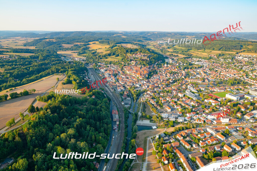 Das Luftbild der Stadt Kronach wurde 2018 vom Flugzeug heraus erstellt (keine Drohne) Aufnahmehöhe ca.400 Meter- hohe Auflösung für beste Druck-Qualität