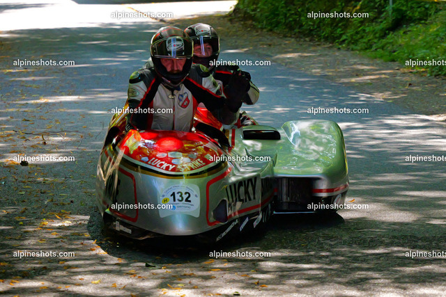 P1036611 | Erleben Sie atemberaubende, hochqualitative Fotos Ihrer Fahrt entlang der malerischen Alpenstraßen. Besuchen Sie alpineshots.com, um professionelle Aufnahmen Ihrer unvergesslichen Reise zu finden und zu kaufen - Realized with Pictrs.com