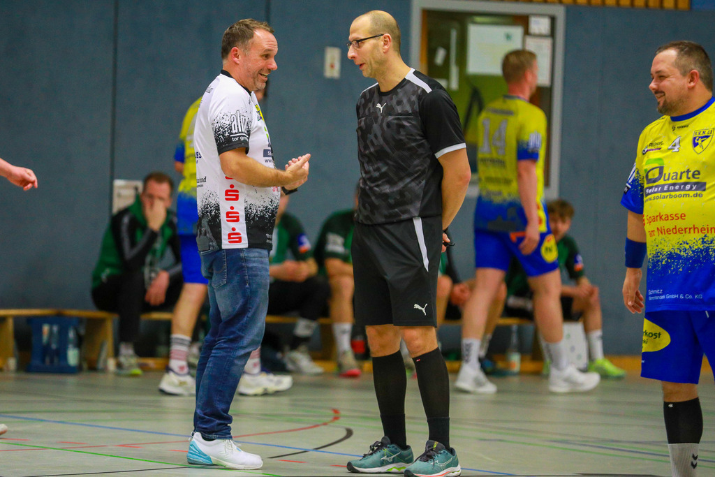 SVN_HcTvRhede_131225_136 | Bildergalerie von Sport-Ereignissen aber auch von weiteren spannenden Dingen - nicht nur vom Niederrhein. In Anlehnung an den bekannten Spruch von Hanns Dieter Hüsch heißt das Motto: "Niederrhein ist überall".  - Realisiert mit Pictrs.com