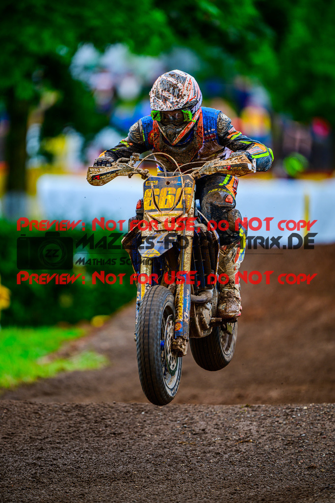 MaZZes_FotoMatrix_240818_6007705_6697 | S2