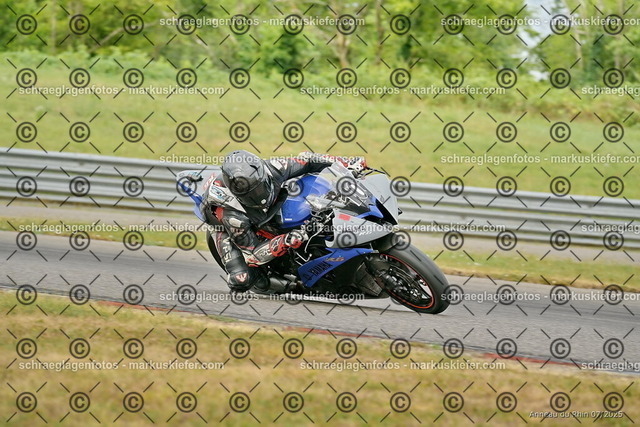 25bt05-0042 | markuskiefer.com - Realisiert mit Pictrs.com