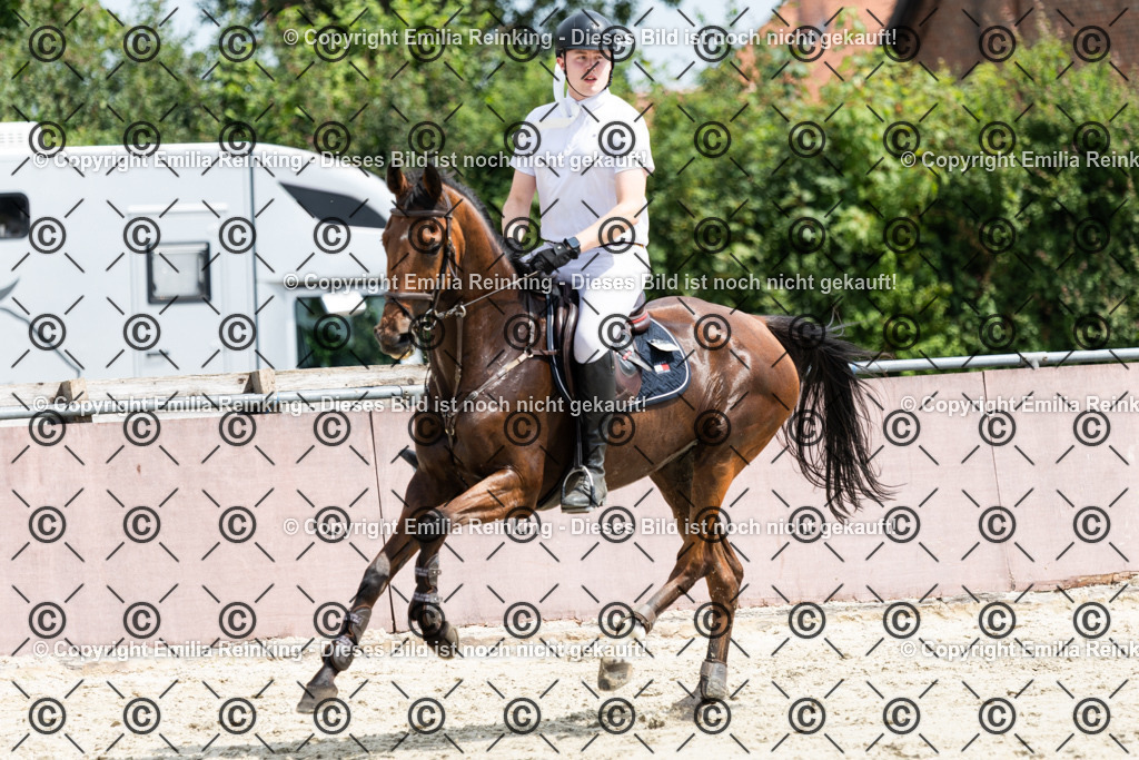 CL5A4030 | Emilia Reinking Fotografie - Realisiert mit Pictrs.com