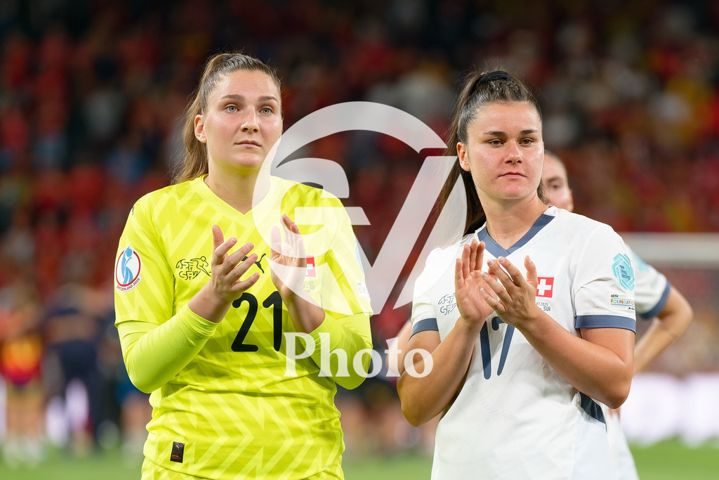 Spain v Switzerland - UEFA Women's EURO 2025 Quarter-Final | BERN, SWITZERLAND - JULY 18: Nadine Bohi of Switzerland Svenja Folmli of Switzerland thinks the fans during the UEFA Women's EURO 2025 Quarter-Final match between Spain v Switzerland at Stadion Wankdorf on July 18, 2025 in Bern, Switzerland. (Photo by Giuseppe Velletri/Sports Press Photo/Getty Images)