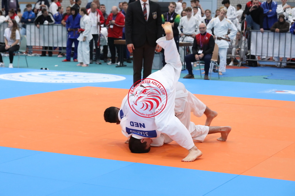 1J7A2705 | Fotos vom Adler Cup - Pictures from Adler Cup

Hier findet Ihr alle Eindrücke und großen Momente der Adler Cup Wochenenden. Here you will find all impressions and great moments of the Adler Cup weekends. - Realisiert mit Pictrs.com