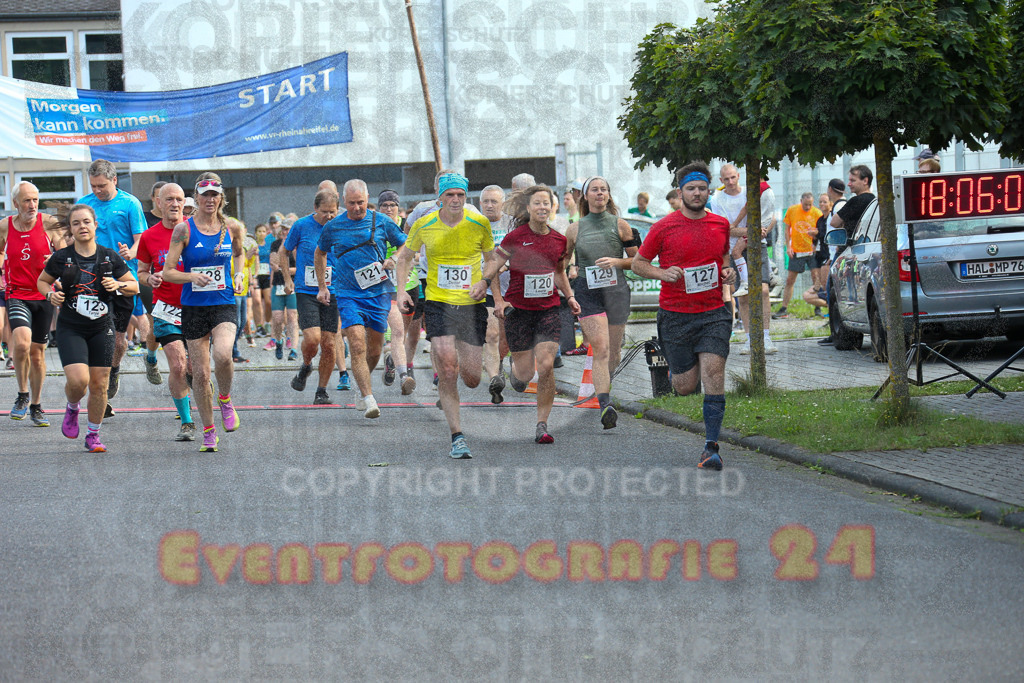 250801_1806_EX1_6351 | Sportfotografie im Rhein-Sieg Kreis, Köln, Bonn, NRW, Rheinland Pfalz, Hessen, etc. Unser Tätigkeitsfeld umfasst den Laufsport vom Volkslauf über den Marathon, Duathlon, Triathon bis zum Ultralauf wie Kölnpfad Ultra oder Schindertrail.